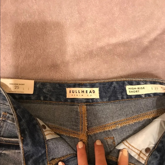 High rise shorts - Picture 2 of 3